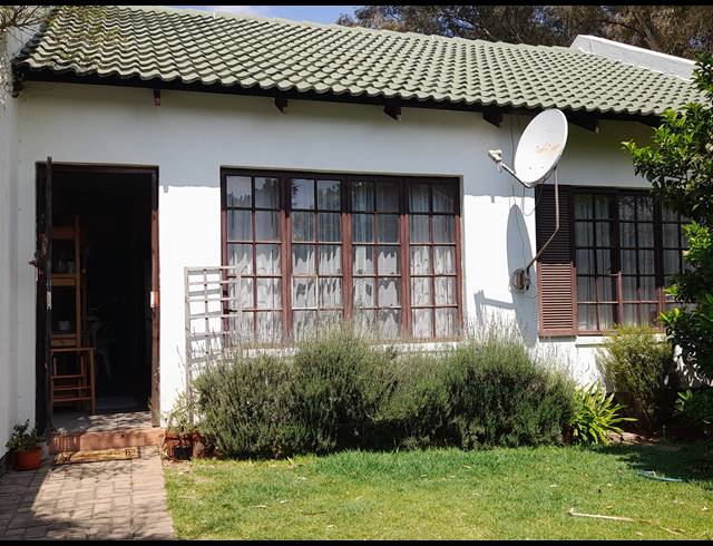 2 BEDROOM CLUSTER TO LET IN PAULSHOF